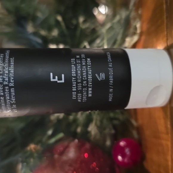 EVIO BEAUTY Rejuvenating Face Mask - NWOT - Picture 4 of 7